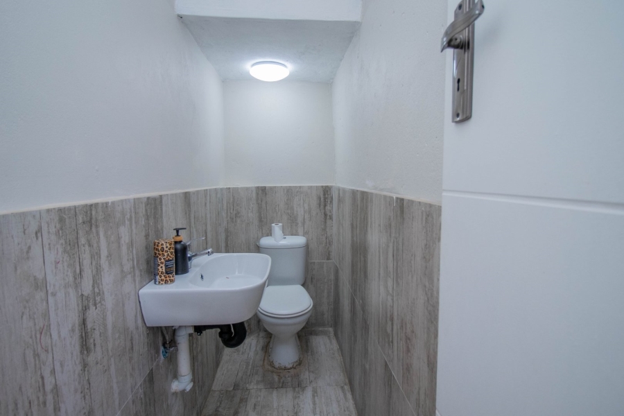 3 Bedroom Property for Sale in Xanadu North West